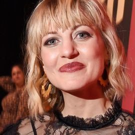 Anais Mitchell - Professional null Speaker