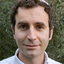 Ari Johnson - Professional null Speaker