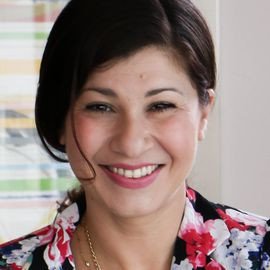 Sahar Paz - Professional null Speaker