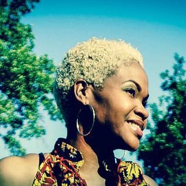 Tiffany Kelly - Professional Speakers Booking