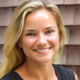 Maria Egee - Professional null Speaker