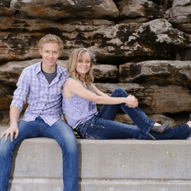 Makenna & Brock - Professional null Speaker