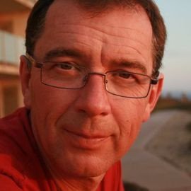 Ian Moore - Professional null Speaker