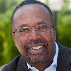 Julian Phillips - Professional null Speaker