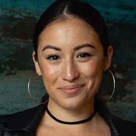 Kat Lazo - Professional null Speaker