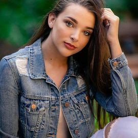 Kendall Vertes - Professional null Speaker