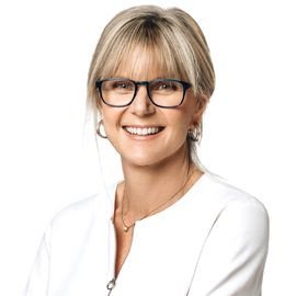 Lorna Davis - Professional null Speaker