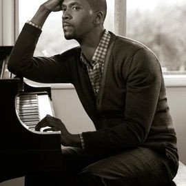 Donald Lawrence - Professional null Speaker