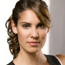 Daniela Ruah - Professional null Speaker