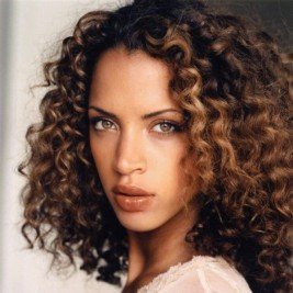 Noemie Lenoir - Professional null Speaker