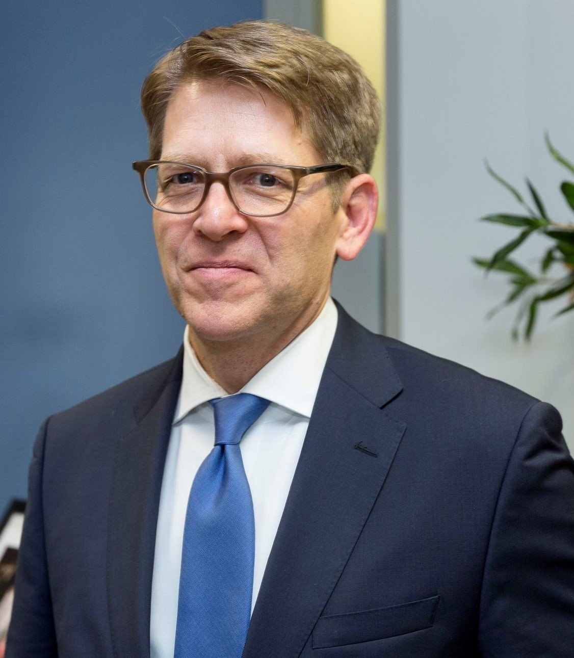 Jay Carney - Professional Speakers Booking