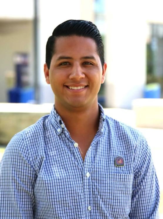 Andres Chavez - Professional null Speaker