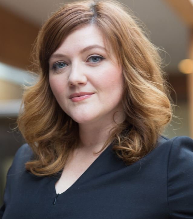 Mara Zepeda - Professional null Speaker