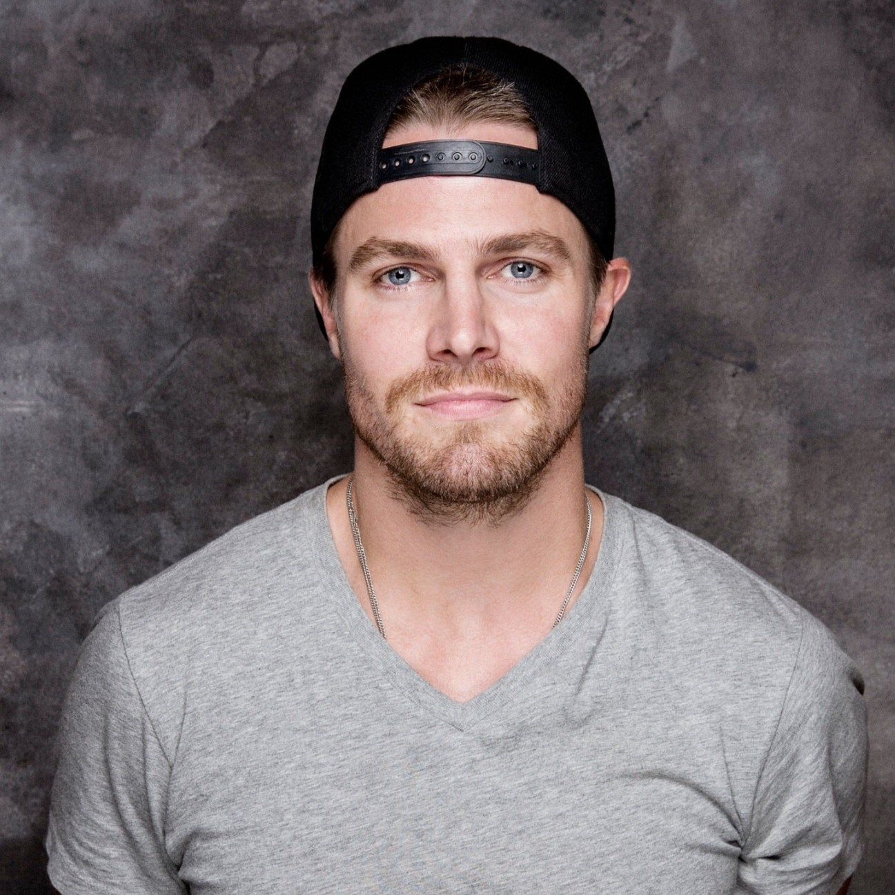 Stephen Amell - Professional null Speaker