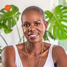 Francesca Hogi - Professional Speakers Booking