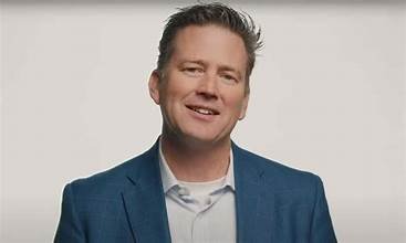 Henry Hays - Professional Speakers Booking