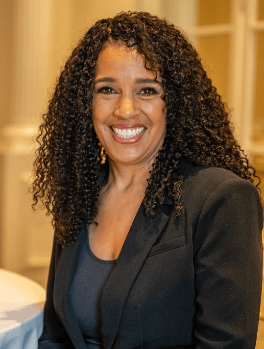 Sarah Mensah - Professional null Speaker