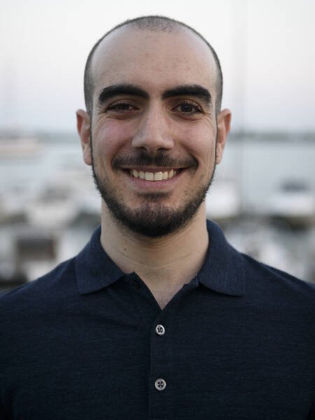 Joze Piranian - Professional null Speaker