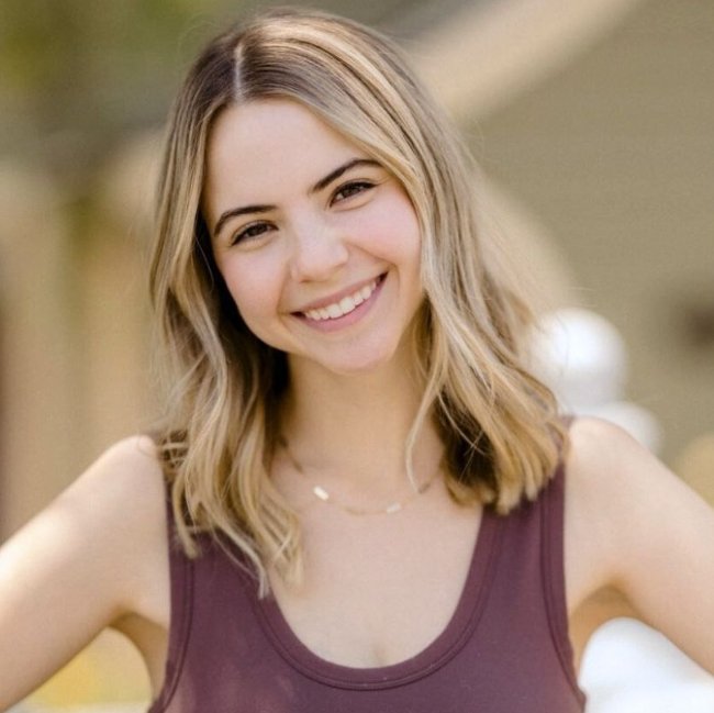 Bobbi Althoff - Professional Speakers Booking