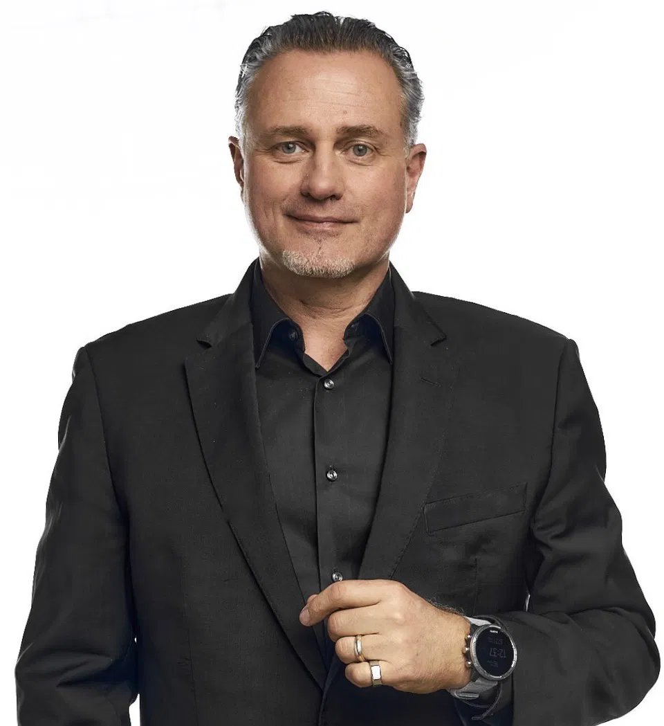 Olaf Groth - Professional Speakers Booking