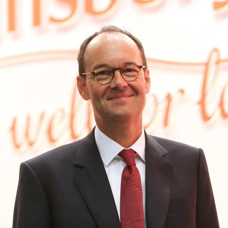 Mike Coupe - Professional null Speaker