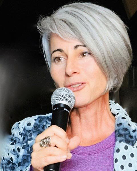 Eva Grayzel - Professional null Speaker