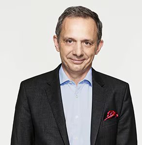 Enrique Lores - Professional Speakers Booking