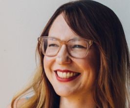 Mari Andrew - Professional null Speaker