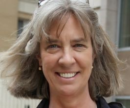 Jeanne Pinder - Professional null Speaker