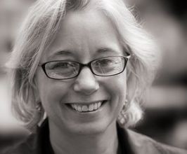 Laura Lippman - Professional null Speaker