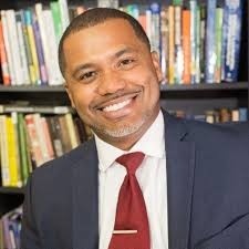 Manuel Scott - Professional Speakers Booking