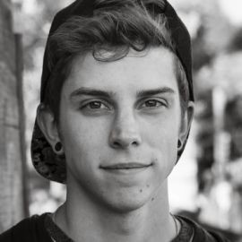 Skylar Kergil - Professional null Speaker