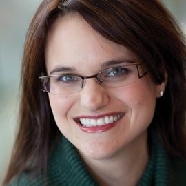 Amy Halford - Professional Speakers Booking