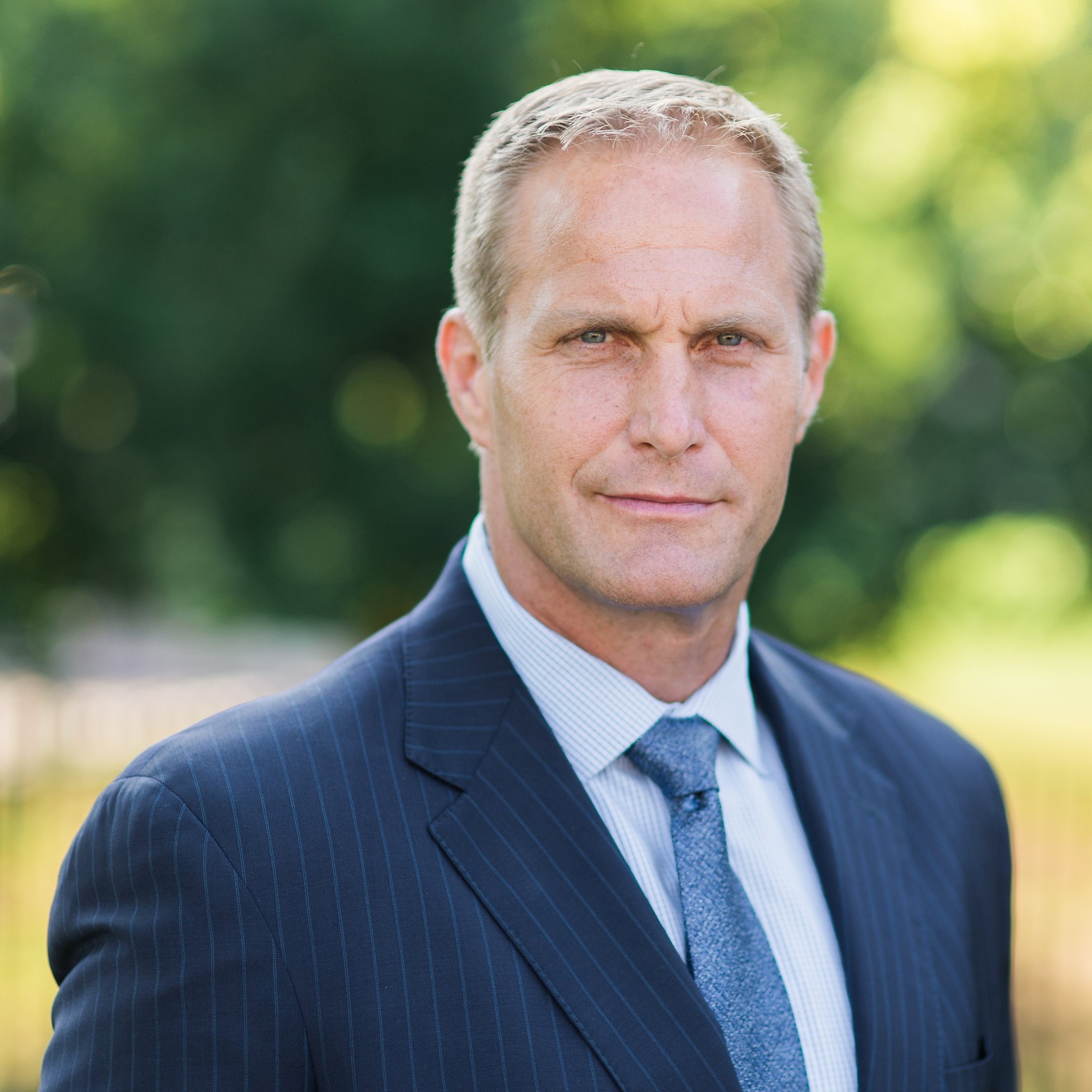 Chad Hennings - Professional Speakers Booking