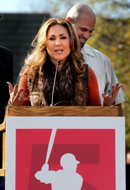 Deidre Pujols - Professional Speakers Booking