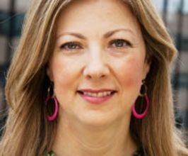 Charmian Gooch - Professional null Speaker