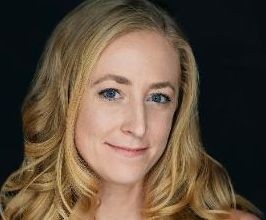 Lauren Moxley - Professional null Speaker