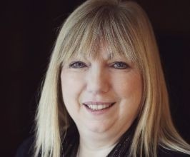 Ayelet Baron - Professional Speakers Booking