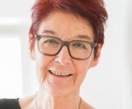 Ailbhe Smyth - Professional null Speaker