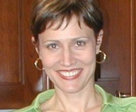 Barbara Alvarez - Professional Speakers Booking