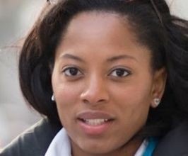 Riana Lynn - Professional null Speaker