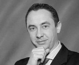 Bernard Lukey - Professional null Speaker