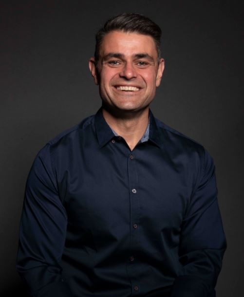 Max Lenderman - Professional null Speaker