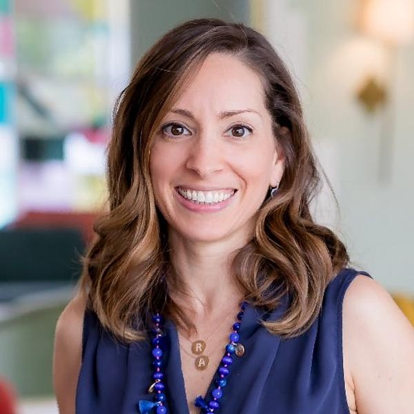 Leah Solivan - Professional Speakers Booking