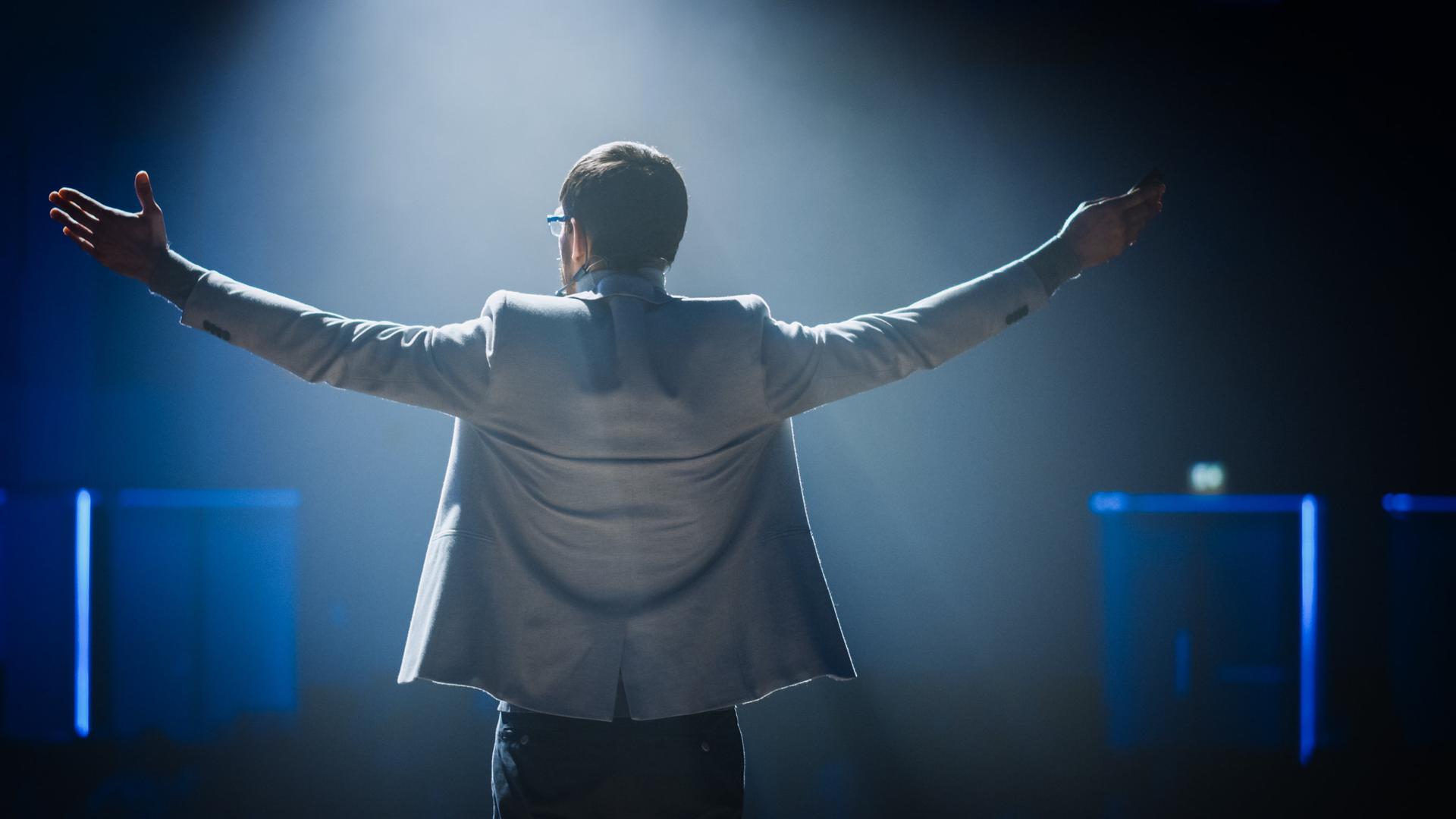 How to Find the Best Keynote Speaker