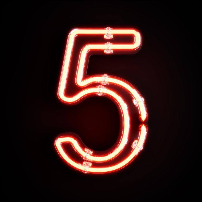 5 Corporate Keynote Speakers You Should Book