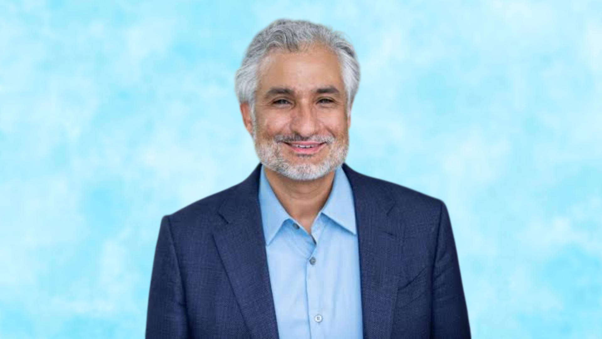 The Ultimate Guide to Booking Reza Satchu for Your Next Corporate Event