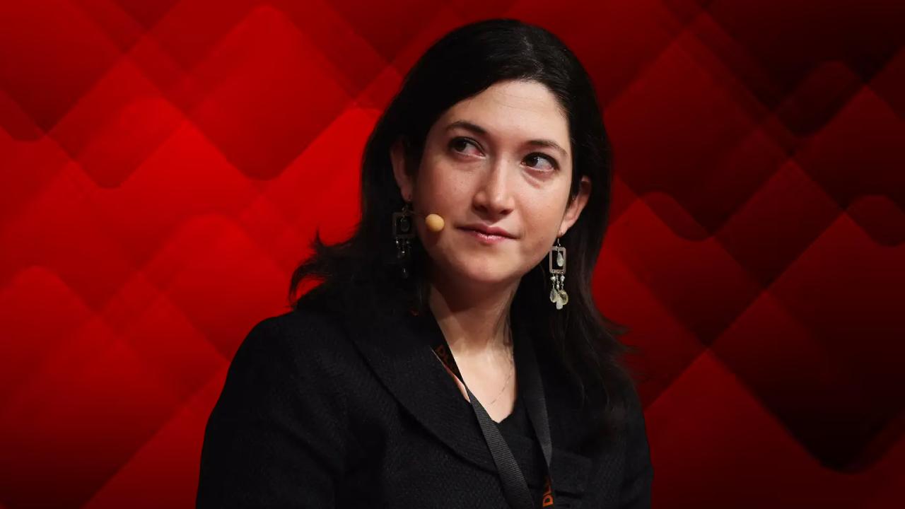 The Ultimate Guide to Booking Randi Zuckerberg for Your Corporate Event