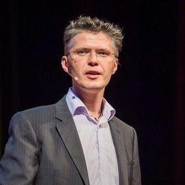 Charles Robertson - Professional null Speaker