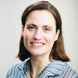 Fiona Hill - Professional Speakers Booking